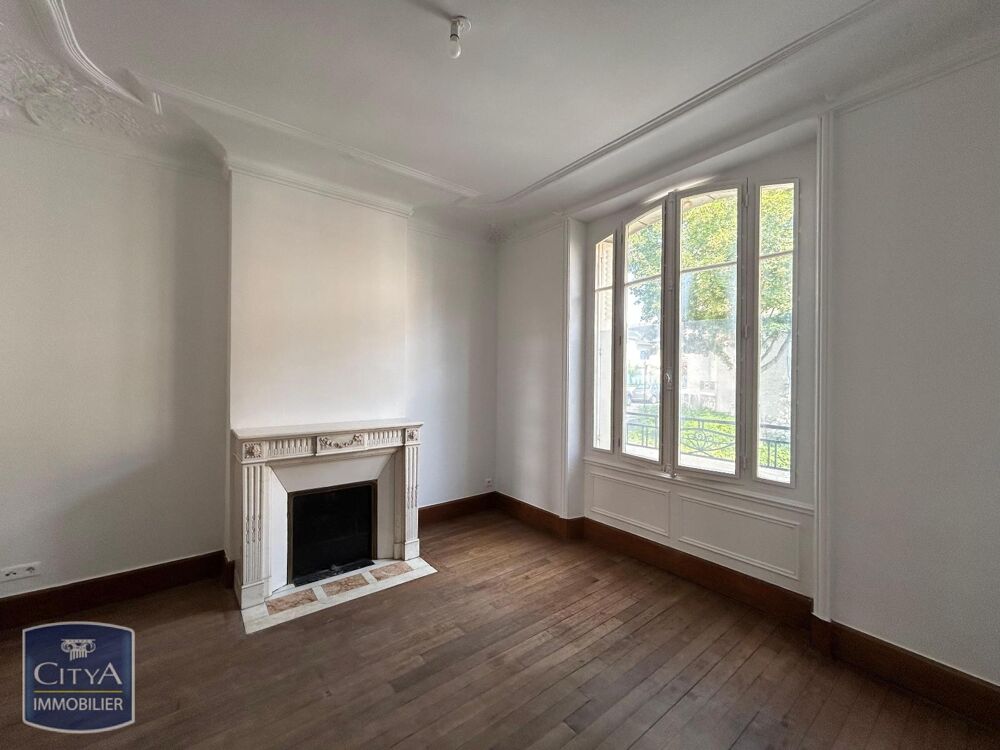 À LOUER : Appartement 2 pièces en rez de jardin situé à ....