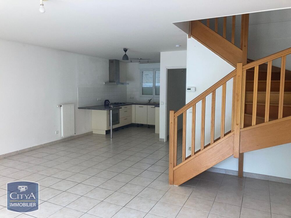 location Maison - 4 pièce(s) - 92 m² Saint-Denis-lès-Bourg (01000)