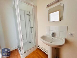  Appartement à louer 2 pièces 27 m²
