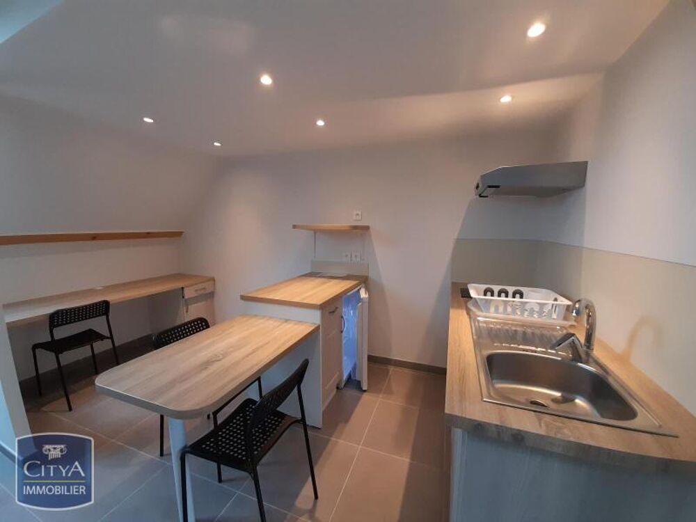 APPARTEMENT T1BIS RENOVE SEMI MEUBLE En location : décou....
