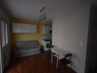  Appartement à louer 1 pièce 26 m²