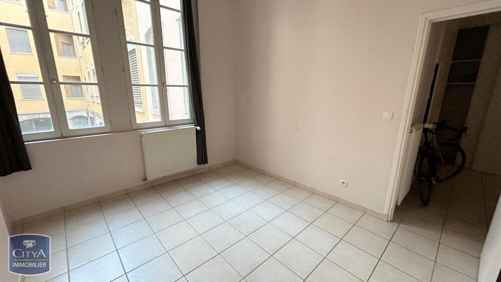 location Appartement - 4 pièce(s) - 115 m² Lyon 1