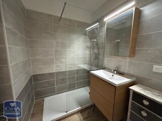  Appartement à louer 1 pièce 32 m²