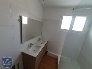 location Appartement - 3 pièce(s) - 76 m² Volvic (63530)