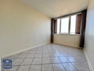 Appartement à louer 3 pièces 55 m²