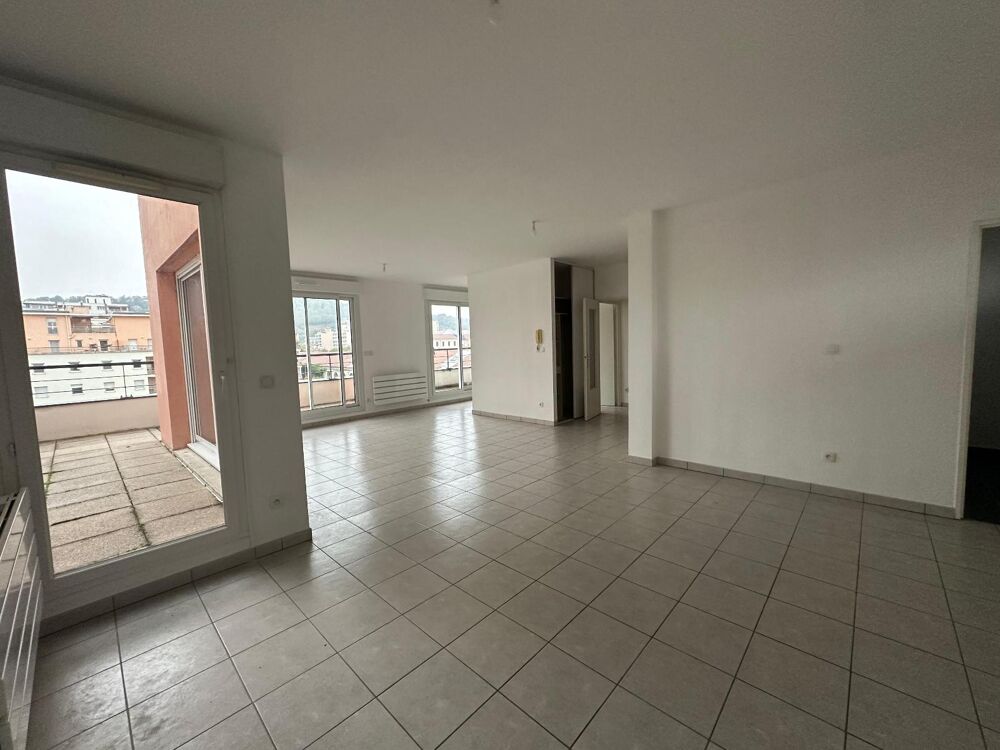 location Appartement - 5 pièce(s) - 112 m² Saint-Étienne (42000)