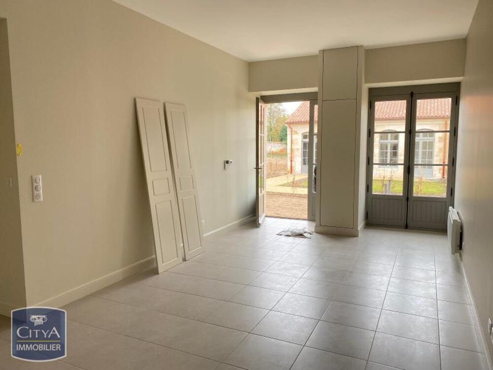 location Appartement - 3 pièce(s) - 66 m² Fontenay-le-Comte (85200)