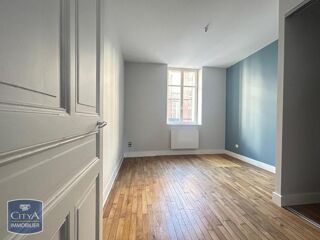  Appartement à louer 2 pièces 32 m²