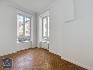  Appartement à louer 2 pièces 40 m²