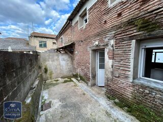  Maison à louer 4 pièces 137 m²