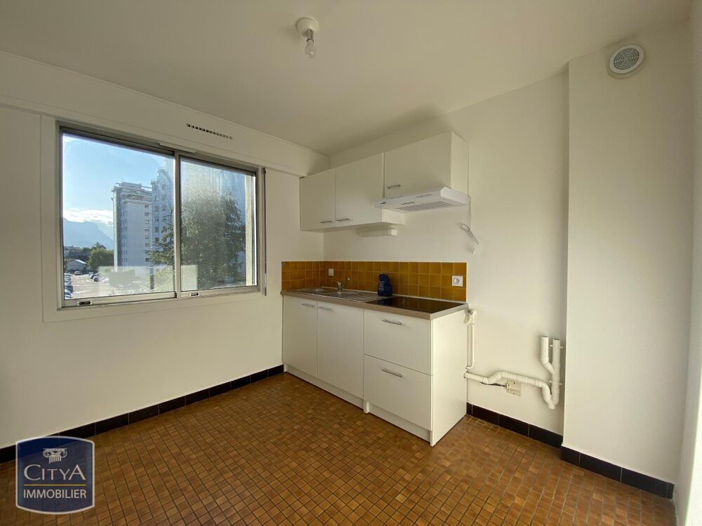 location Appartement - 2 pièce(s) - 49 m² Chambéry (73000)