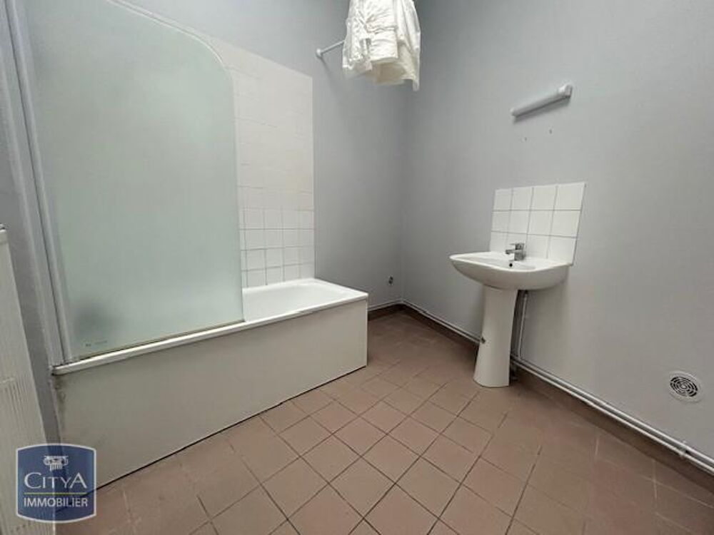 À LOUER : Découvrez cet appartement T1 spacieux de 49,52....