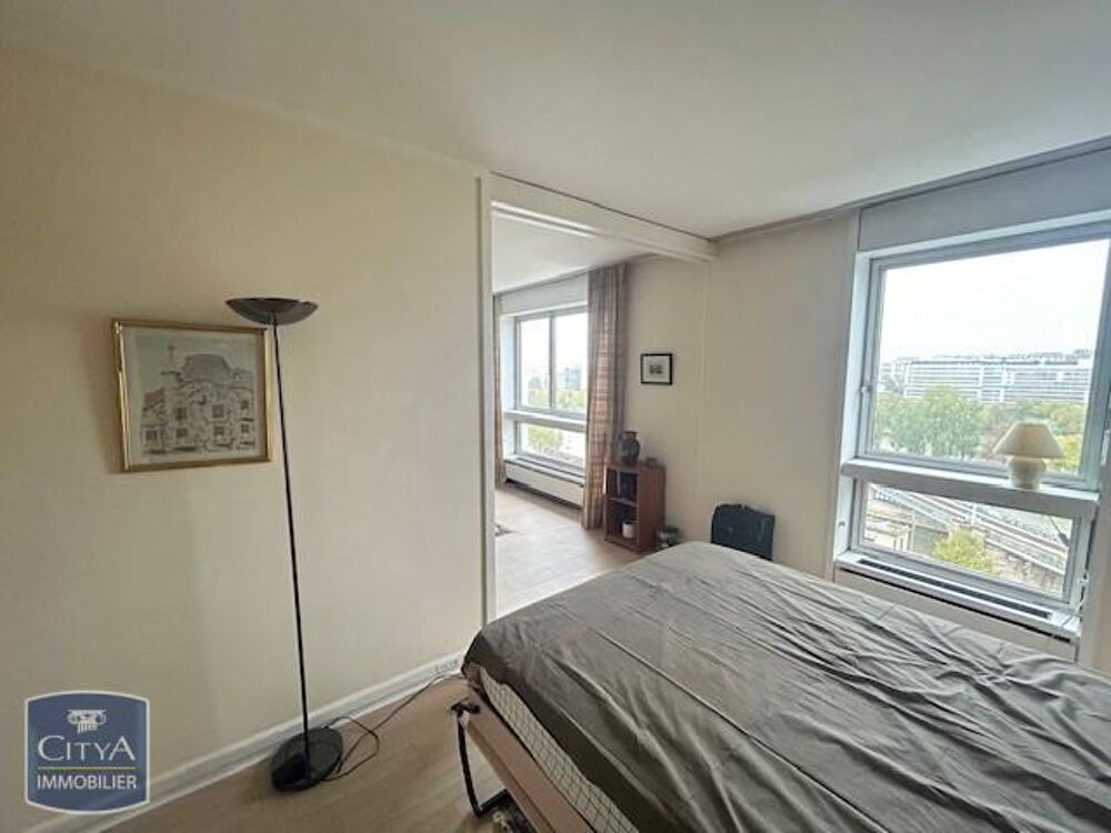 À LOUER : Charmant appartement T2 situé Quai de Grenelle....