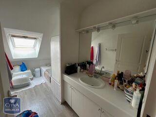  Appartement à louer 3 pièces 58 m²
