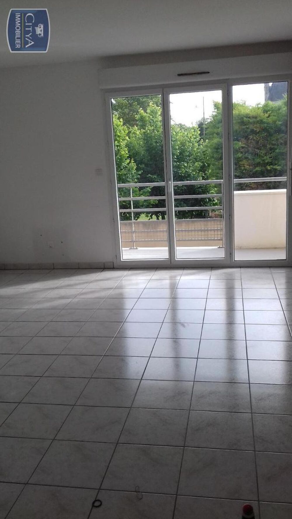 location Appartement - 2 pièce(s) - 48 m² Neuville-de-Poitou (86170)