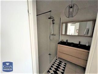  Appartement à louer 3 pièces 63 m²