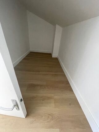  Appartement à louer 1 pièce 26 m²