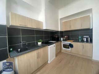  Appartement à louer 6 pièces 177 m² Castres