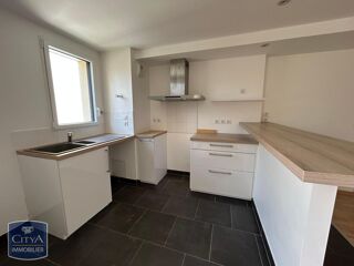  Appartement à louer 2 pièces 64 m²