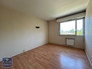  Appartement à louer 2 pièces 42 m²