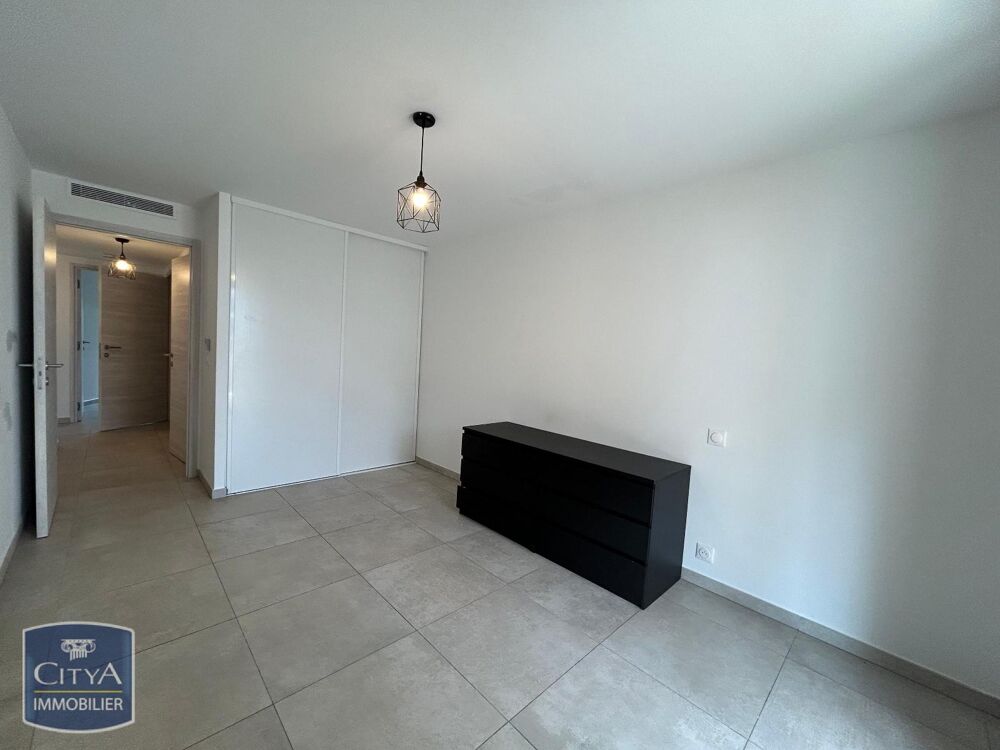 location Appartement - 3 pièce(s) - 66 m² Saint-Raphaël (83700)
