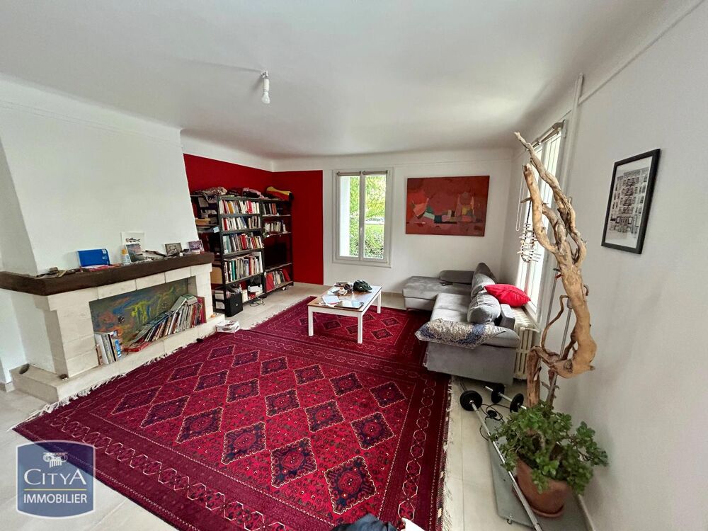 location Maison - 5 pièce(s) - 135 m² Saint-Pierre-des-Corps (37700)