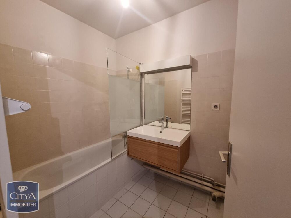 location Appartement - 3 pièce(s) - 82 m² Angers (49000)