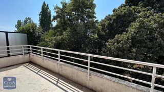  Appartement à louer 4 pièces 84 m²