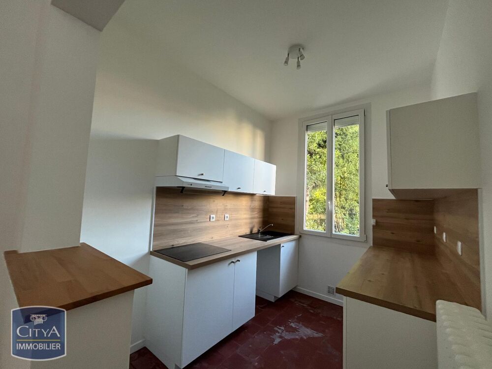 location Maison - 7 pièce(s) - 251 m² Talence (33400)