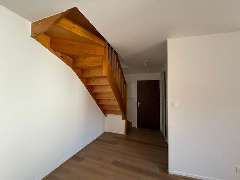 Appartement duplex à La Chapelle de Guinchay - Découvrez....