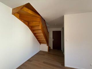  Appartement à louer 3 pièces 58 m²