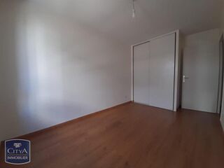  Appartement à louer 4 pièces 85 m²