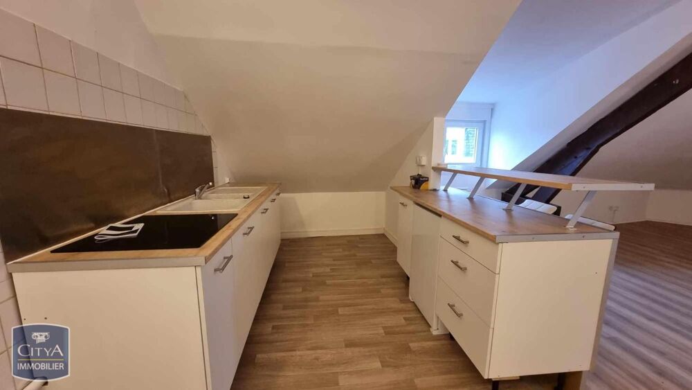 location Appartement - 1 pièce(s) - 36 m² Saint-Quentin (02100)