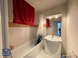  Appartement à louer 3 pièces 55 m²