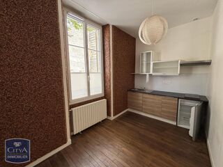  Appartement à louer 2 pièces 32 m²