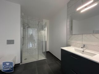  Appartement à louer 1 pièce 30 m²