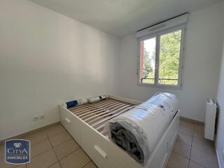  Appartement à louer 2 pièces 33 m²