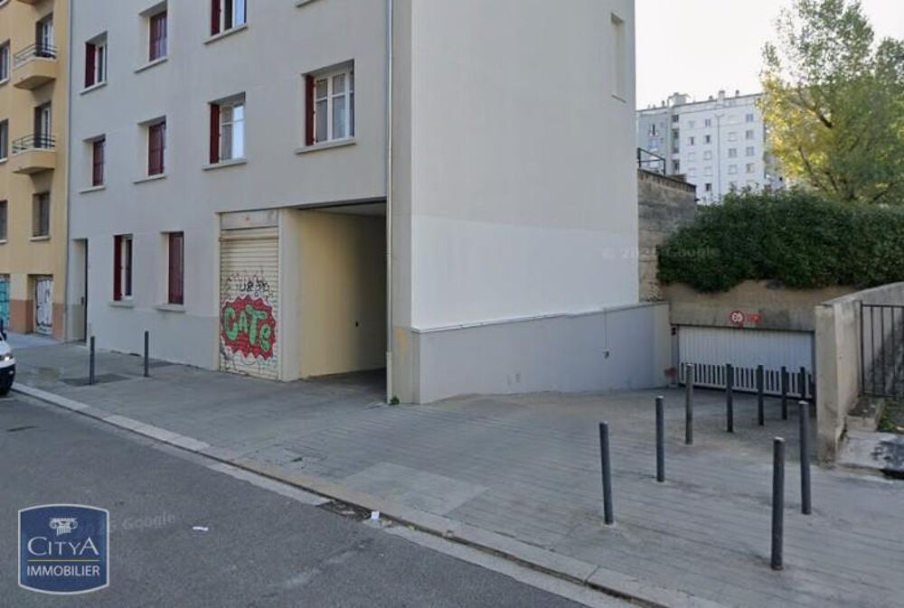 location Parking / Garage - 15 m² Grenoble (38000)