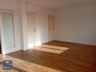  Appartement à louer 2 pièces 55 m²