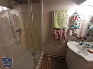  Appartement à louer 2 pièces 65 m²