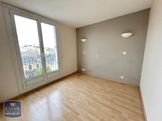  Appartement à louer 3 pièces 64 m²