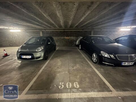  Parking / Garage  louer 