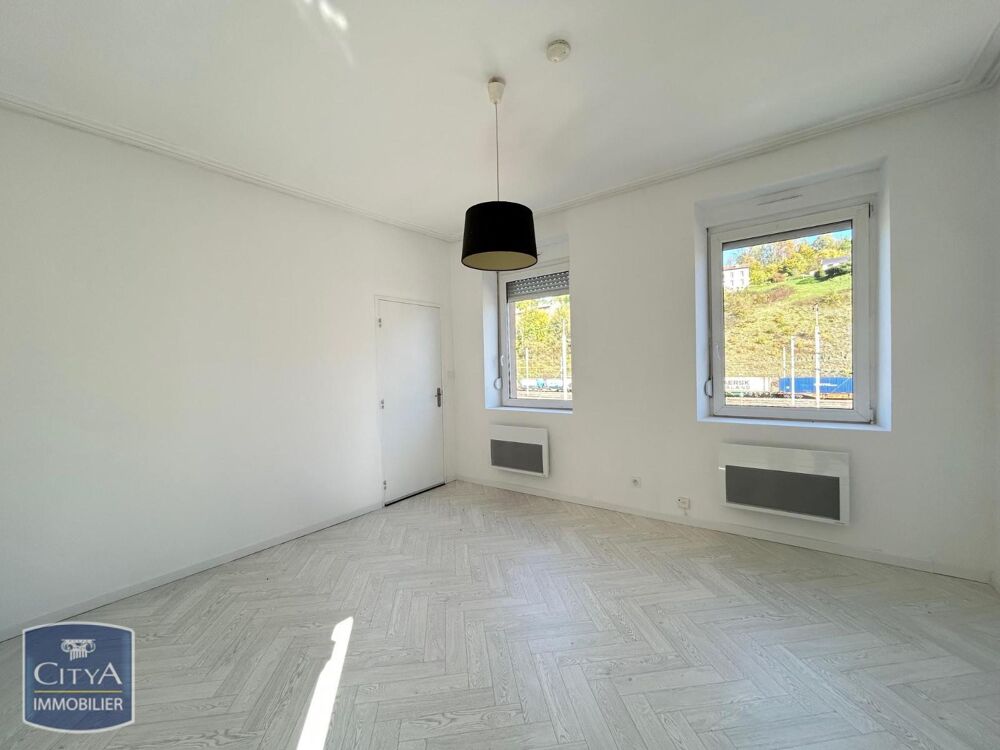 A LOUER : Appartement entièrement rénové de type T1 situ....