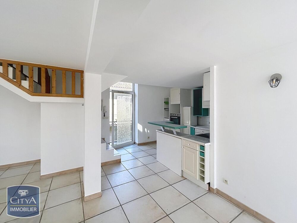 location Appartement - 3 pièce(s) - 74 m² Nîmes (30000)
