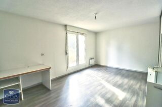  Appartement à louer 1 pièce 30 m²