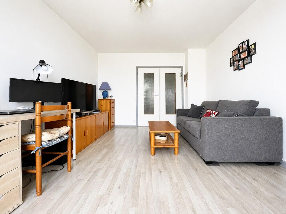 Appartement T4 de 72,62 m² avec balcon, cave et place de....