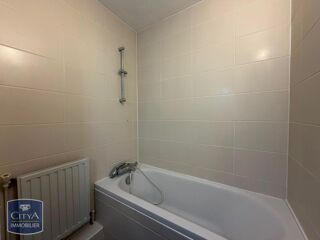  Appartement à louer 3 pièces 73 m²