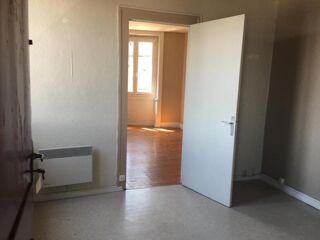  Appartement à louer 3 pièces 93 m²