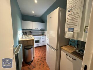  Appartement à louer 2 pièces 63 m²