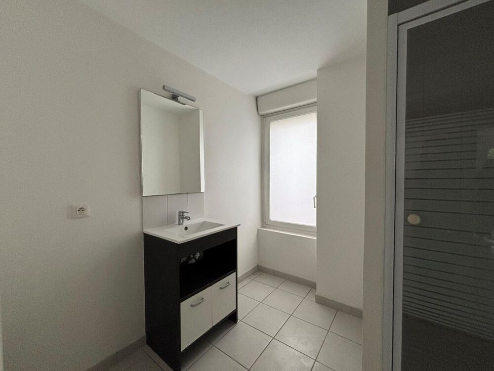 location Appartement - 4 pièce(s) - 90 m² Sochaux (25600)